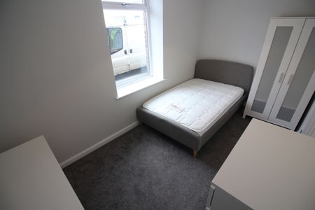 Wyeverne Road, Cathays - Photo 2