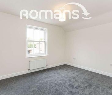 Frys Lane, Yateley, GU46 - Photo 2