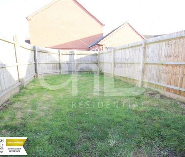 2 bedroom end of terrace house to rent - Photo 3