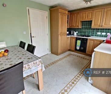 3 bedroom end of terrace house to rent - Photo 6