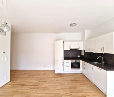 Moderne Terrassenwohnung in absoluter Grün- und Ruhelage - Photo 2