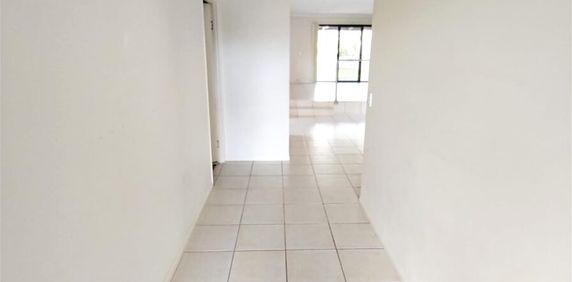 Great Size Family House - Photo 2