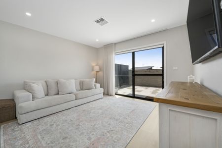 47 McFarlane Avenue, Googong - Photo 4