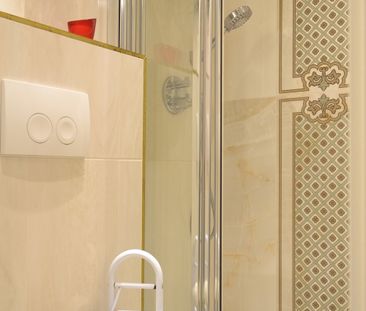 Stilvoll zu Hause: Charmante Wohnung mit Balkon - Video Online - Foto 4