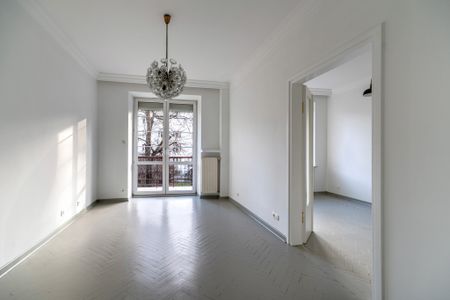 Metro, kamienica, po malowaniu - Photo 4