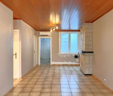 Woning met 2 slaapkamers en koer. - Foto 4
