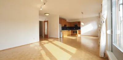 Terrassenhit mit Gartennutzung und Garagenstellplatz - Foto 2