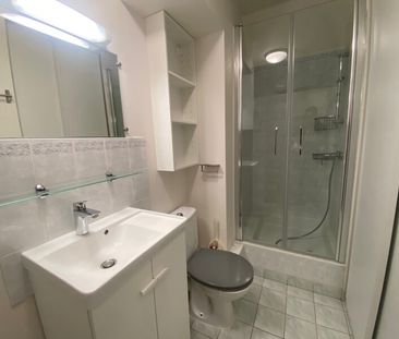 Location Appartement 2 pièces 27m² ORLEANS 45000 - Photo 4