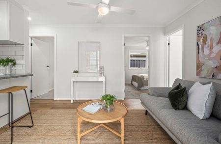 9 Nautilus Square, Seaford Rise SA 5169 - House For Rent | Domain - Photo 4