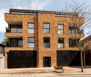 M Residence, Purley, CR8 - Photo 3