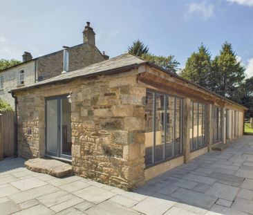2 bedroom barn conversion to rent - Photo 1