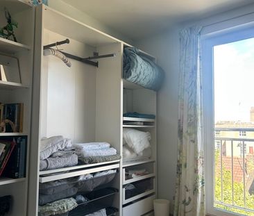 Room in a Shared House, Knoll Road, SW18 - Photo 6
