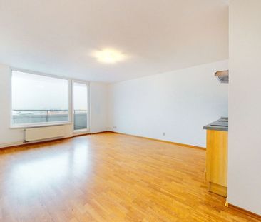 1izb. VEĽKÝ BYT S BALKÓNOM - ul. Nová Rožňavská- Kryté parkovanie- ... - Photo 4