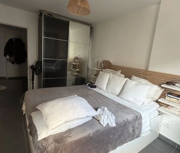 Location Appartement 2 pièces 44 m2 à Aix-en-Provence - Photo 5