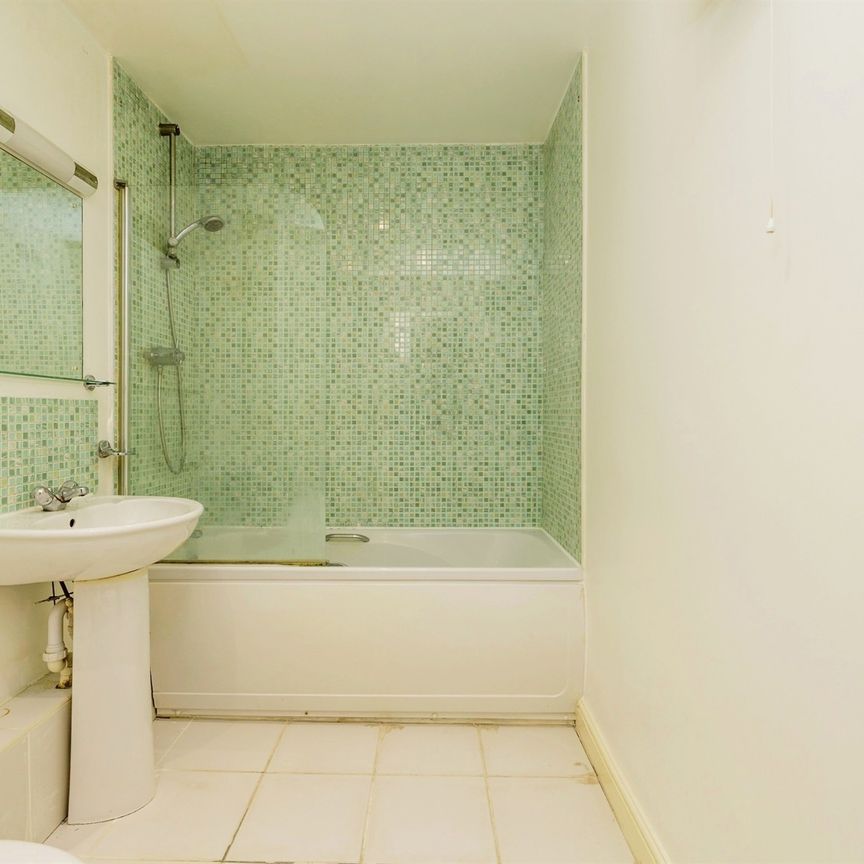 Tanners Court, Lincoln - Photo 1