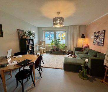 Schöne Erdgeschosswohnung mit modernem Bad ab dem 01.02.2026 - Photo 1