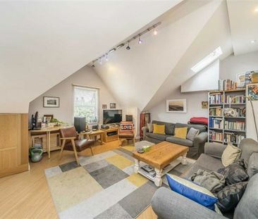 Church Road, TW11, London - Photo 3