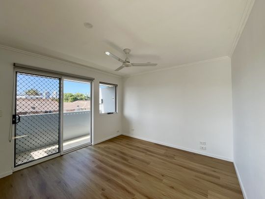 5/15 Clark Street, Biggera Waters - Photo 1