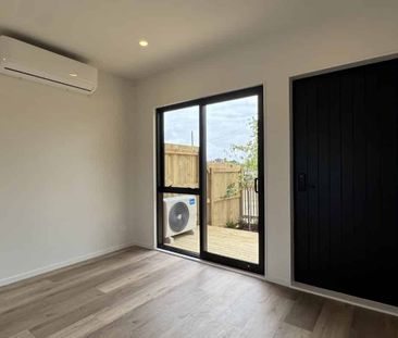 Easy Living in Māngere Bridge – The Gateway to Comfort and Convenience - Photo 2