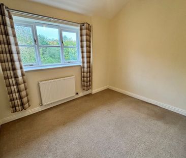 Winsford, Darnhall - Photo 3