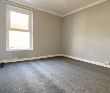 Two Bedroom Terraced House With Ground Floor WC TO LET - Photo 4