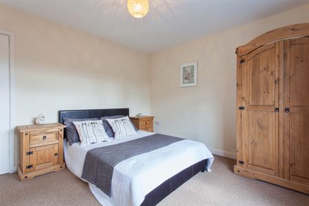 81 Stowe Avenue, NG2 7HQ, NOTTINGHAM - Photo 3