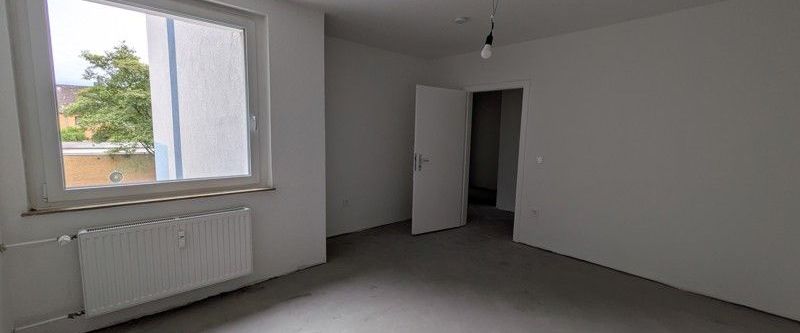 Modernisierte - 2-Zimmer-Wohnung mit Balkon - Photo 1