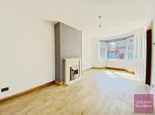 3 bedroom semi-detached house to rent - Photo 1