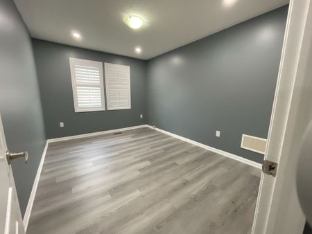 For Lease - 184 Ruhl Drive, Milton, Ontario - Photo 5