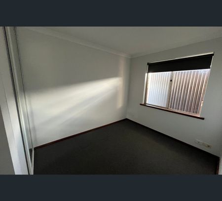 5A Nenke Way, Glen Iris, WA 6230 - Photo 2