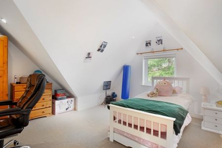 3 bedroom detached house to rent - Photo 3