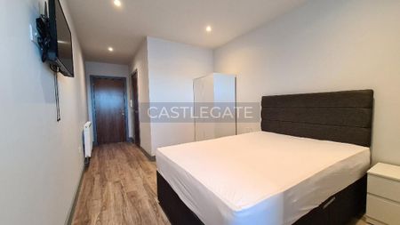 Studio to rent - Photo 3