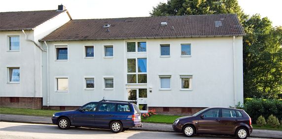 Charmante 3-Zimmer-Etagenwohnung in Gelsenkirchen  Naturnahes Wohnen mit Tageslichtbad - Photo 2