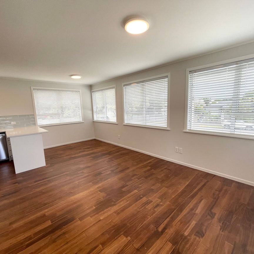 Must see on Margot&mldr;! - Photo 1