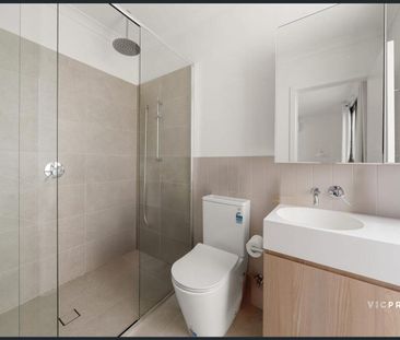 Stylish & Spacious Home in a Prime Braybrook Pocket - Photo 1