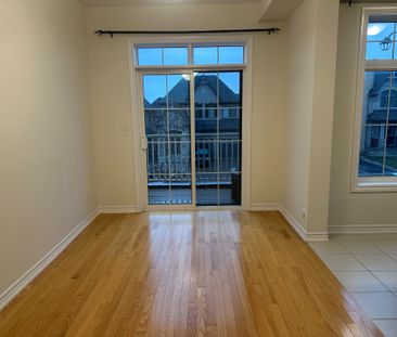 For Lease - 126 Alvin Pegg Drive, East Gwillimbury, Ontario - Photo 3