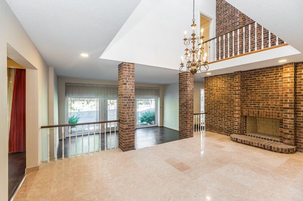 For Lease - 4 Sagewood Drive, Toronto, Ontario - Photo 1