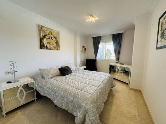 Middle Floor Apartment · Nueva Andalucía - Photo 1