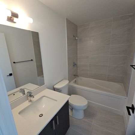For Lease - 2782 Barton Street Unit# 913, Hamilton, Ontario - Photo 2