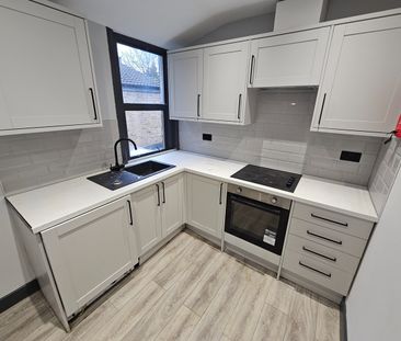 Studio Flat, Brownhill Road, SE6 - Photo 3