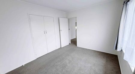 2 Bedrooms unit In the heart of Saint Johns - Photo 2