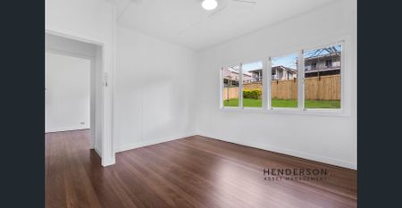 CHARMING 1950s FAMILY HOME IN PRIME GAYTHORNE LOCATION - Photo 4