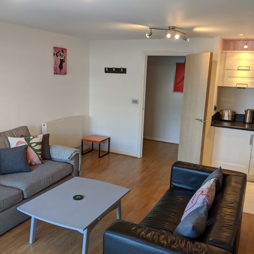 2 Bed Flat, Boulevard House, BN1 - Photo 1