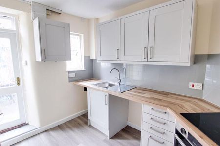 1 bedroom terraced house to rent - Photo 4