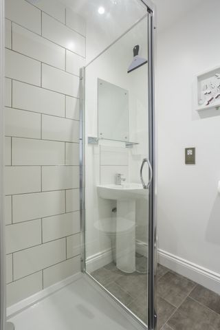 Gorgeous Double Room - Photo 5