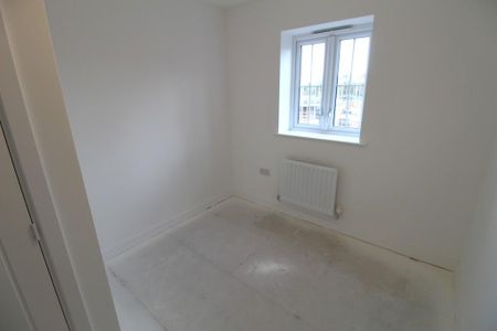 3 bedroom detached house to rent - Photo 3