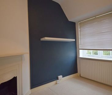 3 Bed Semi-Detached House, Midholm, NW11 - Photo 6