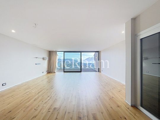 Splendid 5-room apartment with breathtaking views! - Photo 1