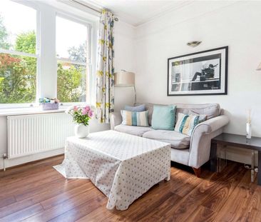 A beautifully presented ground floor apartment benefiting from dire... - Photo 5