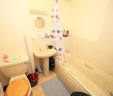 Willowfield, Southgate - Photo 3